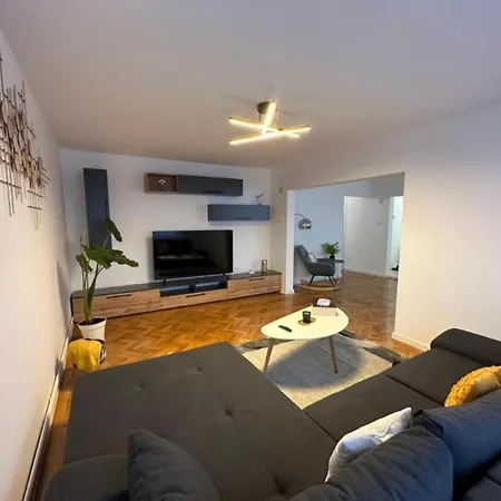 Miraj Apartment *